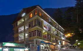 Hotel Dream River Manali 2*